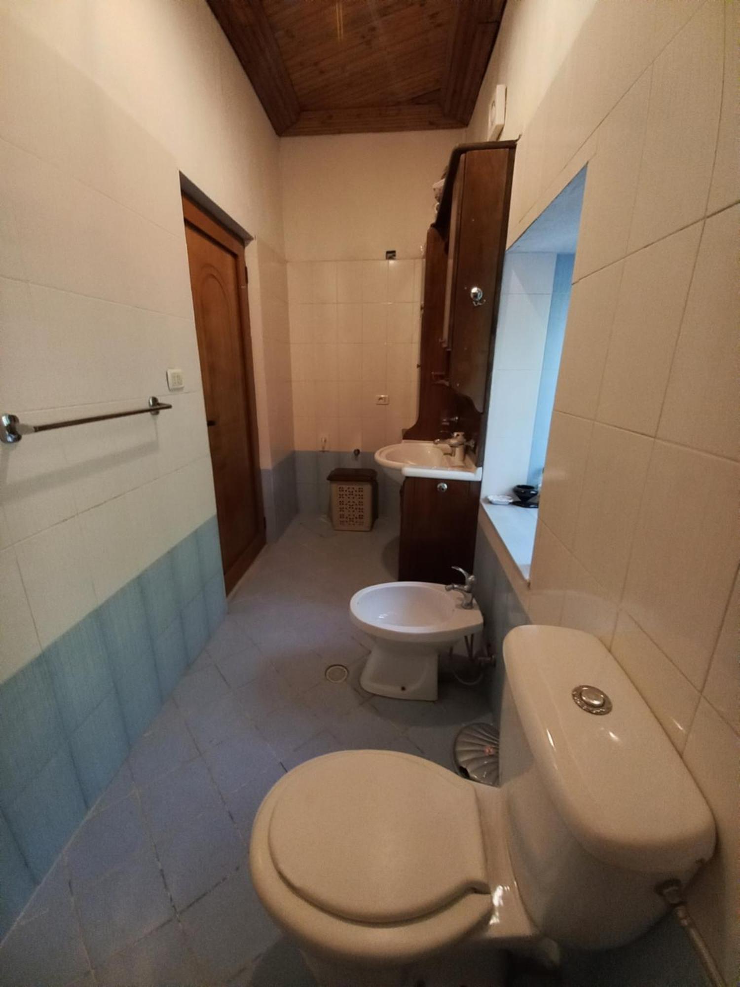 Miziriguesthouse จีโรคาสเตอร์ ภายนอก รูปภาพ
